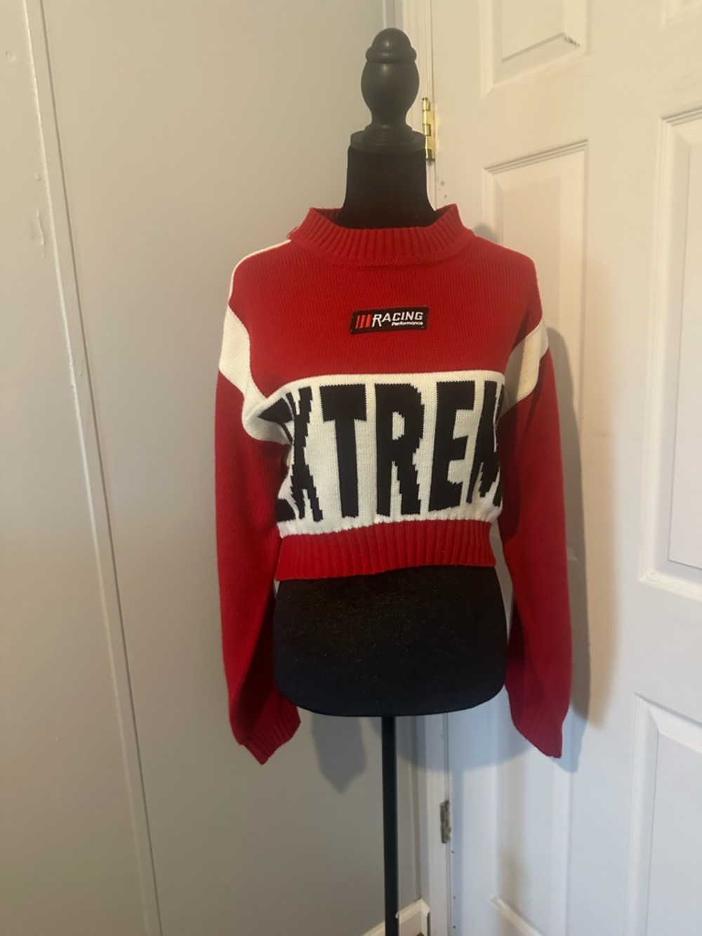 Rehab LabRed 'Extreme' Racing Crop Sweater - Women's‎ Size L